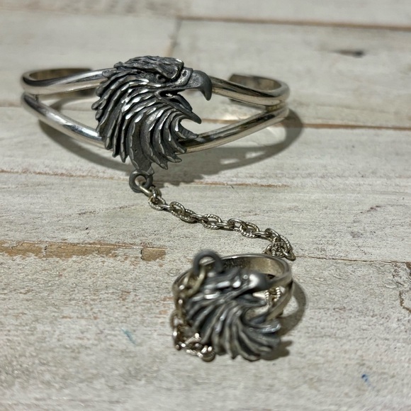 EJC Jewelry - ❤️Vintage 95’ Signed EJC American Eagle & Chain Ring